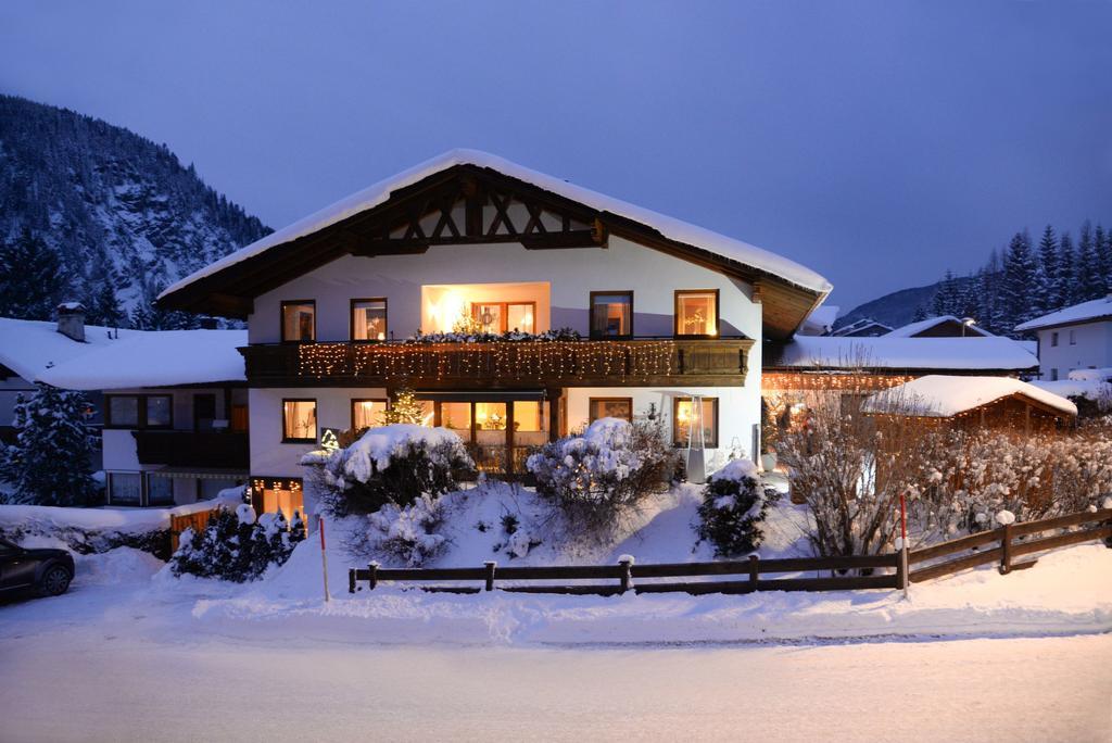 Alpen Appartements Marlene エールヴァルト エクステリア 写真